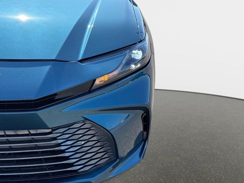 Used 2026 Toyota Camry LE FWD image 10