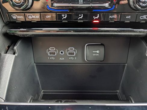 New 2025 Jeep Grand Cherokee Laredo w/ MOPAR Finishing Package image 27