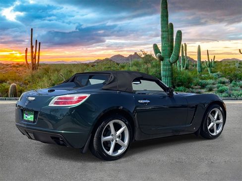Used 2008 Saturn Sky w/ Weekend Getaway Package image 3
