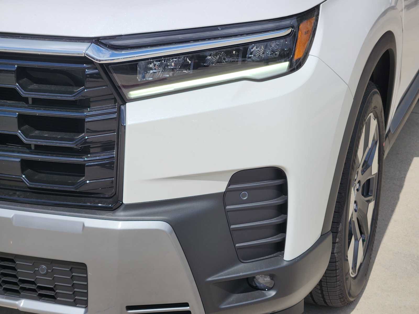 New 2026 Honda Pilot Elite image 5
