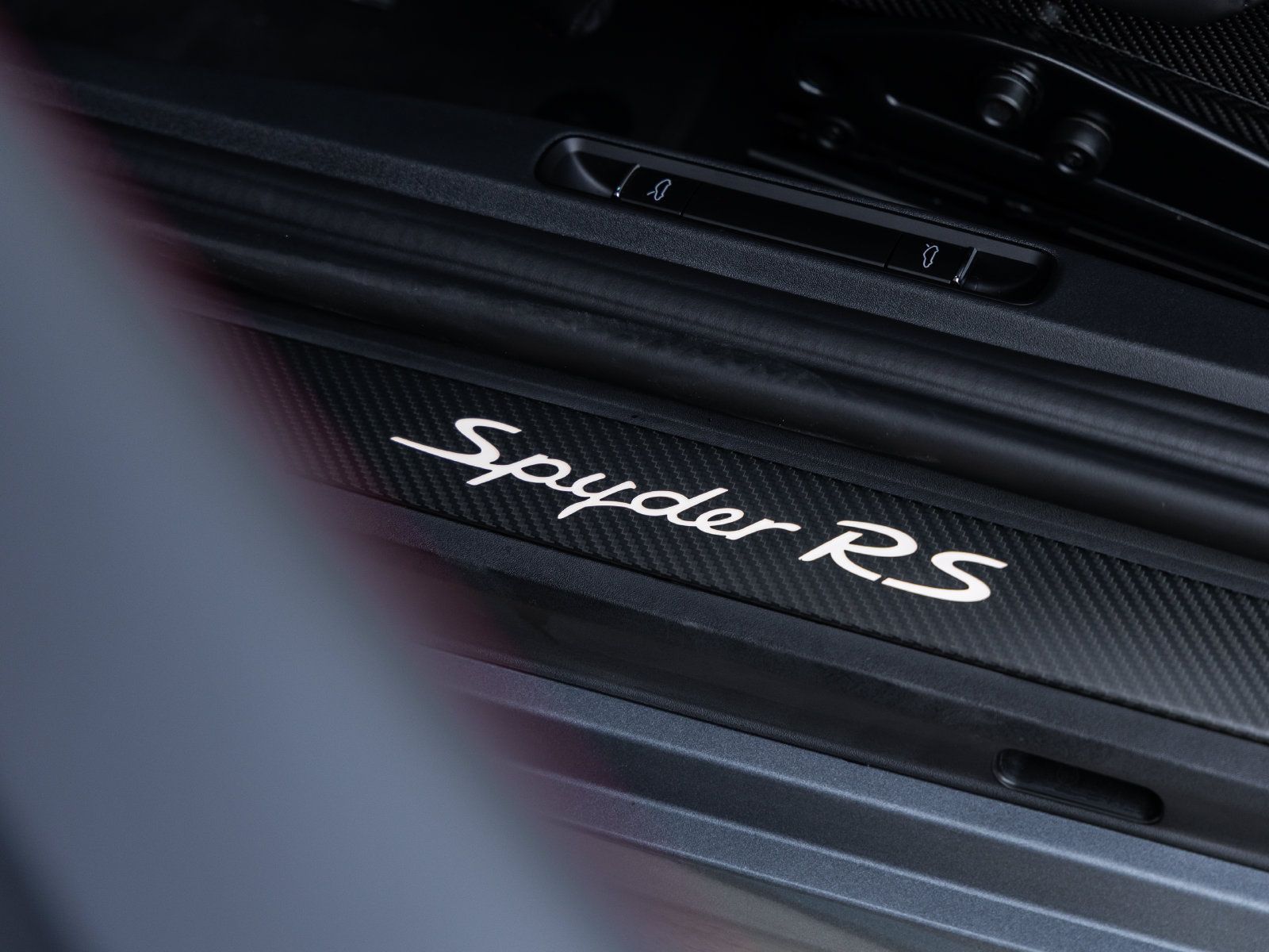 Certified 2024 Porsche 718 Boxster Spyder RS RWD image 39