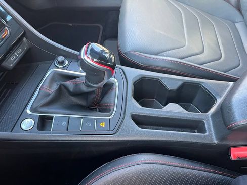 Used 2025 Volkswagen Jetta GLI Autobahn FWD image 17