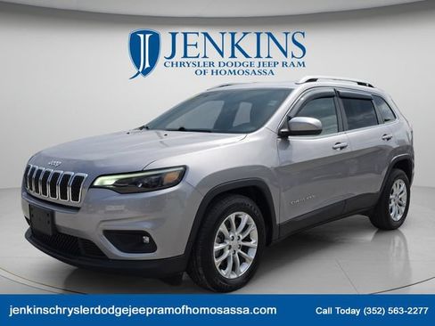 Certified 2019 Jeep Cherokee Latitude w/ Popular Appearance Group FWD image 10