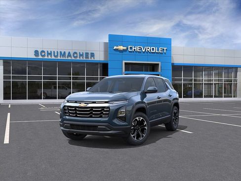 New 2026 Chevrolet Equinox LT w/ Convenience Package II AWD/4WD image 8