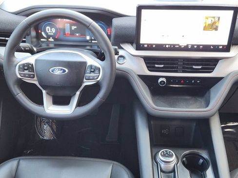 Used 2026 Ford Explorer Active w/ Active Comfort Package RWD image 27