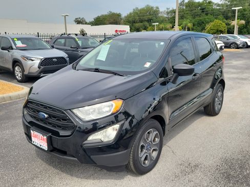 Used 2021 Ford EcoSport S FWD image 3