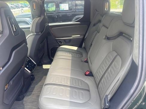 Used 2023 Rivian R1T Adventure AWD/4WD image 10