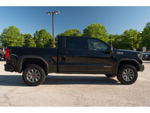 New 2026 GMC Sierra 1500 AT4X AWD/4WD image 9