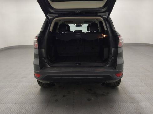 Used 2017 Ford Escape SE w/ Equipment Group 201A FWD image 29
