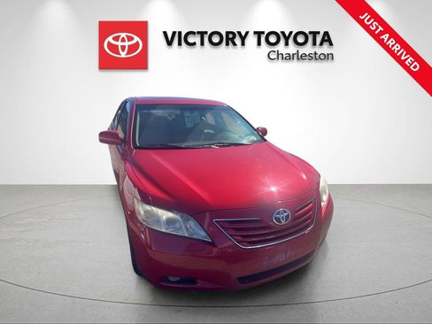 Used 2009 Toyota Camry XLE image 1