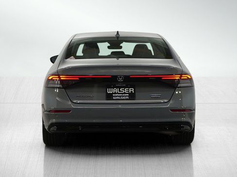 Used 2025 Honda Accord Touring image 4