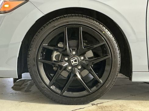 Used 2024 Honda Civic Sport image 13