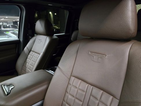 Used 2024 Nissan Titan Platinum Reserve w/ Moonroof Package image 25