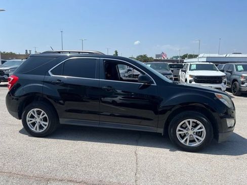 Used 2017 Chevrolet Equinox LT w/ Convenience Package FWD image 5