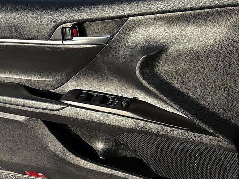 Used 2023 Toyota Camry LE image 18