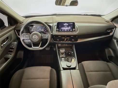 Used 2021 Nissan Rogue SV image 21