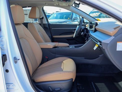 New 2026 Hyundai Sonata Limited image 8