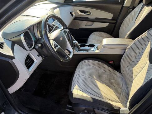 Used 2010 Chevrolet Equinox LS image 7