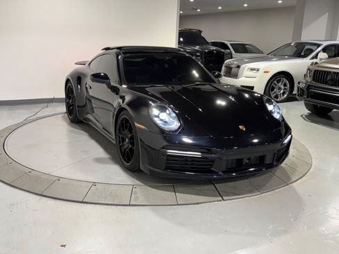 Used 2022 Porsche 911 Turbo S image 7