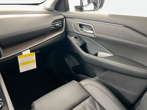 New 2026 Nissan Rogue Platinum AWD/4WD image 10