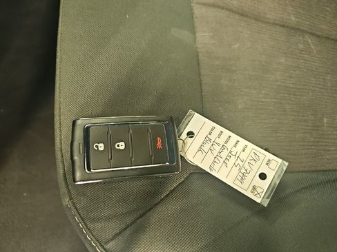 Used 2025 Jeep Grand Cherokee L Laredo image 36