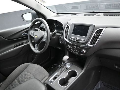 Used 2022 Chevrolet Equinox LT image 22