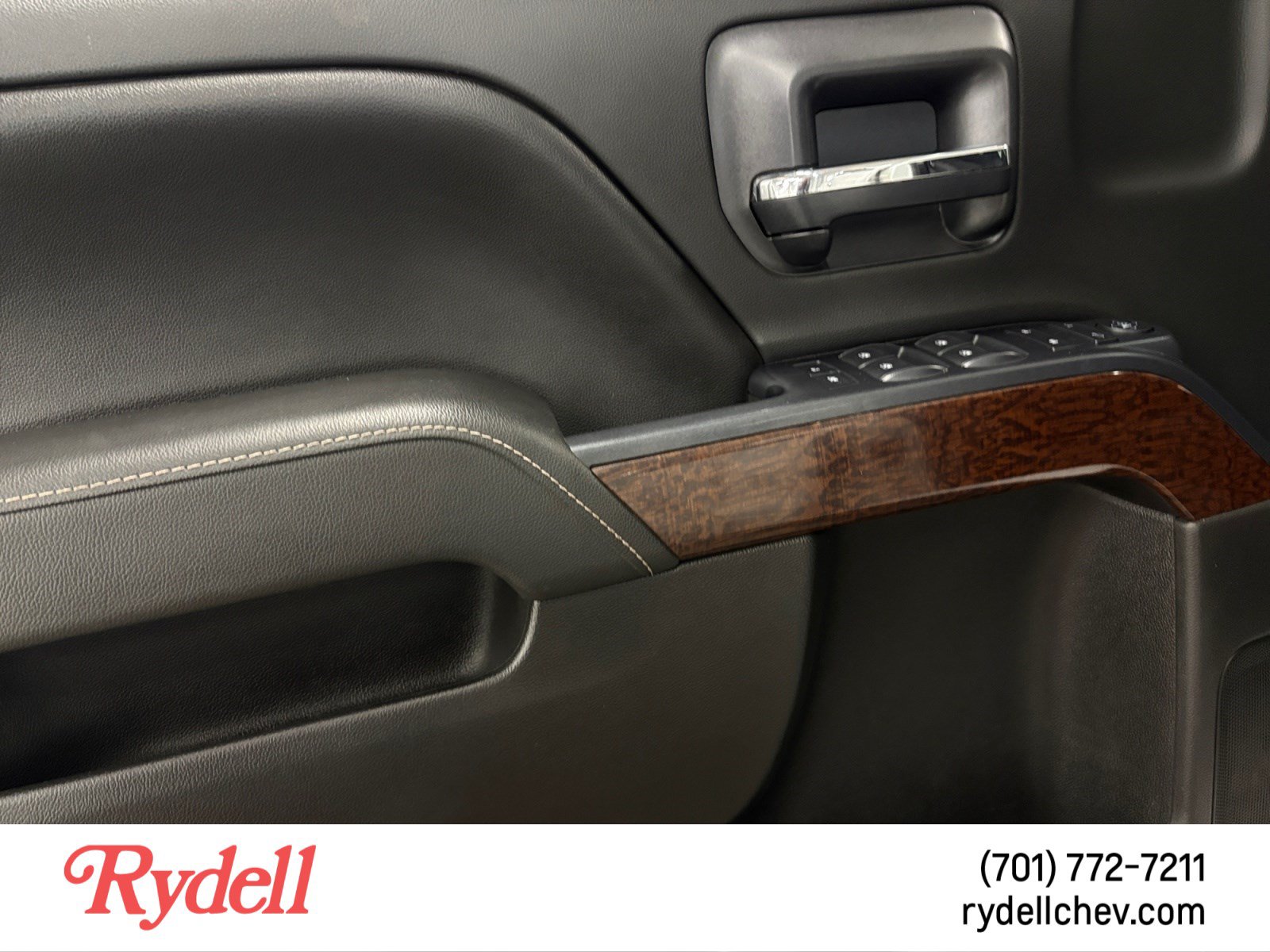 Used 2015 GMC Sierra 3500 SLE w/ SLE Fleet Preferred Package AWD/4WD image 11