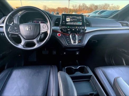 Used 2024 Honda Odyssey Sport image 7