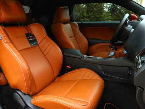 Used 2017 Dodge Challenger SRT Hellcat image 8