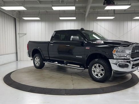 Used 2022 RAM 2500 Laramie AWD/4WD image 2