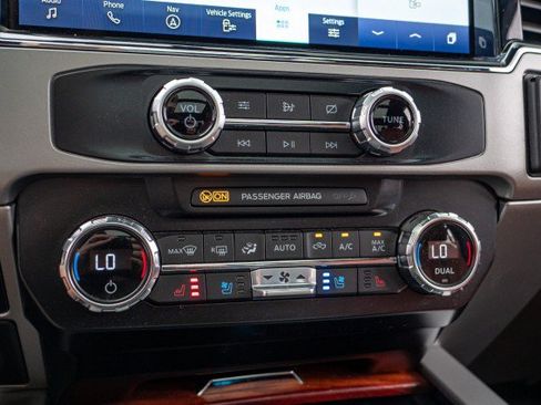 Used 2022 Ford F450 King Ranch w/ King Ranch Ultimate Package AWD/4WD image 20