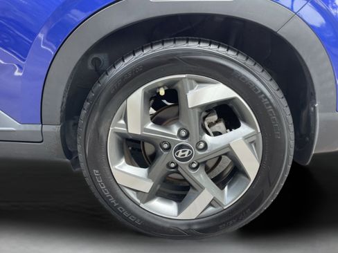 Certified 2023 Hyundai Venue Limited FWD image 33