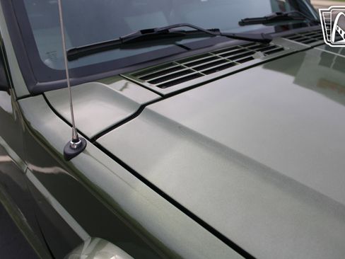 Used 1990 Jeep Comanche 2WD image 40