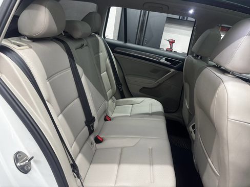 Used 2017 Volkswagen Golf Alltrack SE AWD/4WD image 23