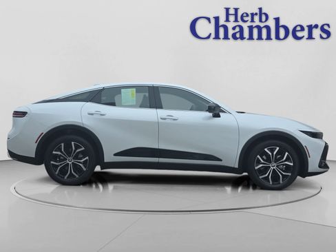 Used 2026 Toyota Crown AWD/4WD image 8