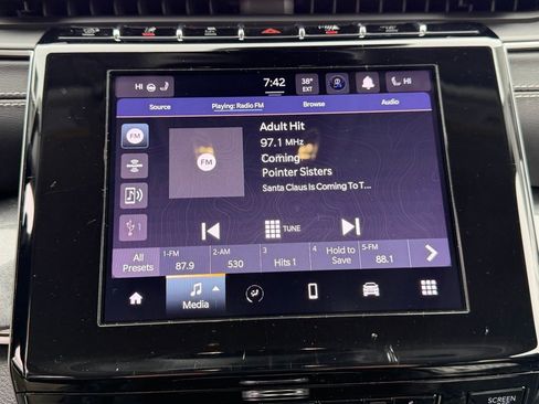 Certified 2021 Jeep Grand Cherokee L Laredo w/ Luxury Tech Group I image 25