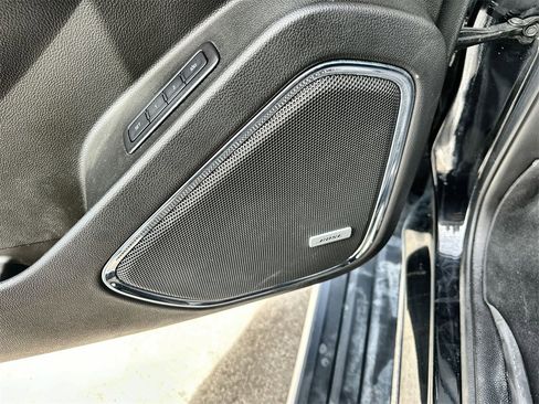 Used 2019 GMC Yukon XL Denali w/ Denali Ultimate Package image 23