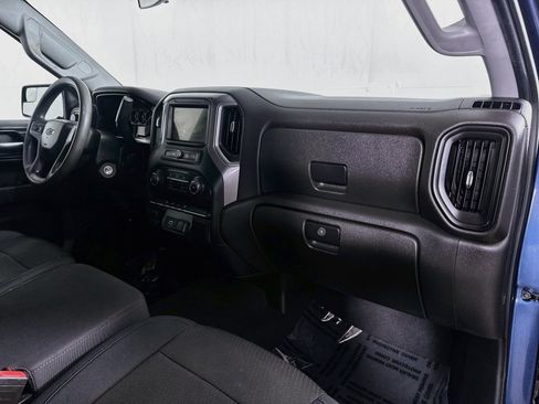 Used 2019 Chevrolet Silverado 1500 Custom Trail Boss w/ Custom Convenience Package AWD/4WD image 26