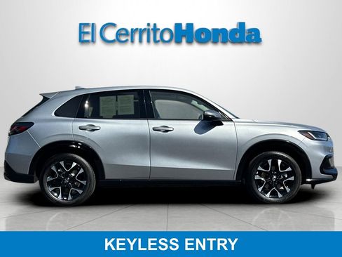 Certified 2026 Honda HR-V EX-L image 2