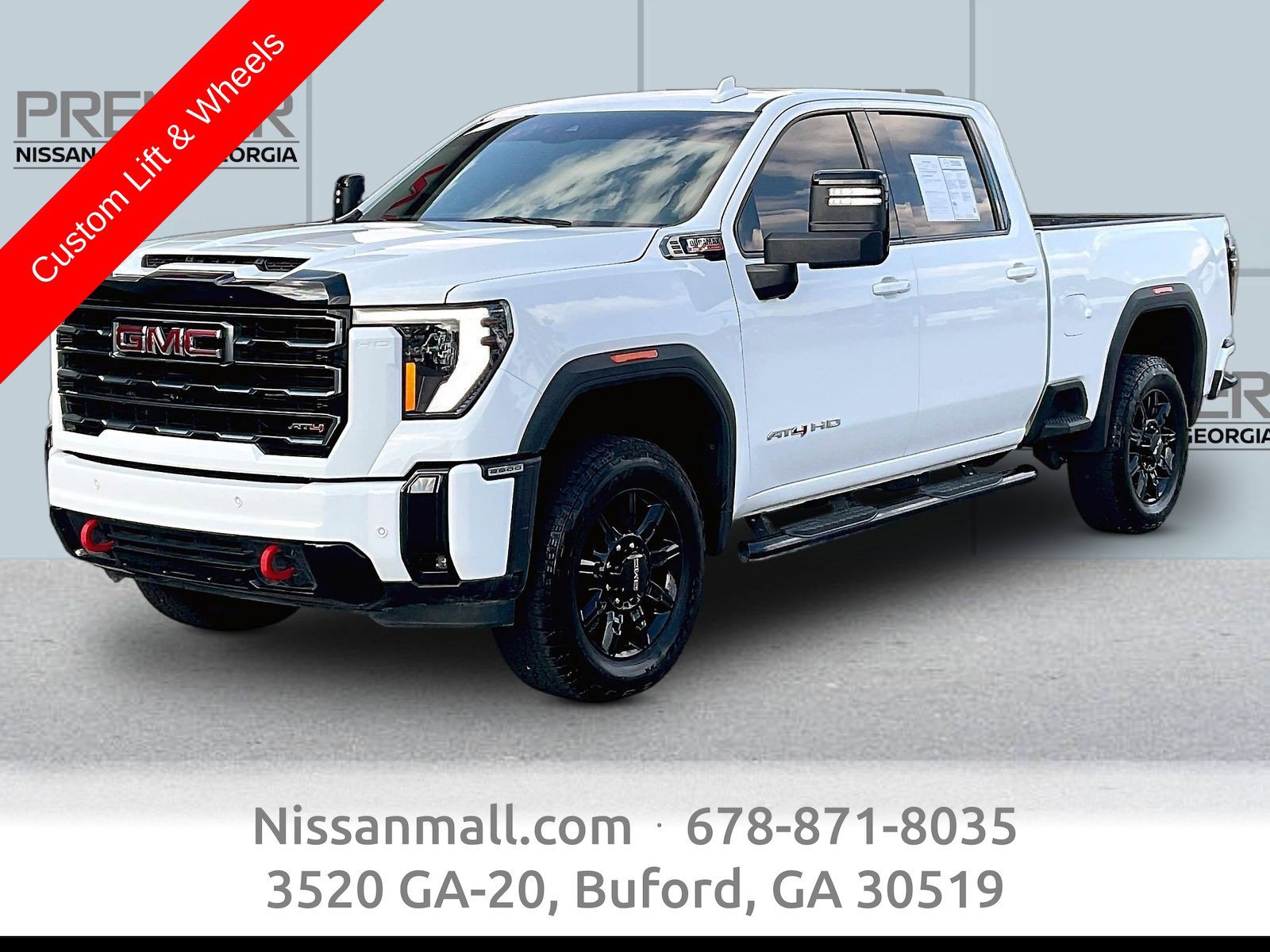 Used 2025 GMC Sierra 2500 AT4 AWD/4WD image 1