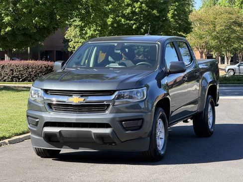Used 2016 Chevrolet Colorado W/T w/ WT Convenience Package RWD image 2