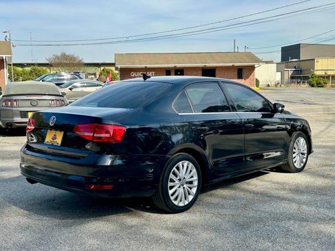 Used 2015 Volkswagen Jetta SE image 7