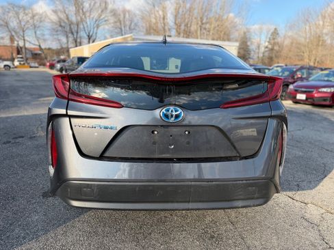 Used 2017 Toyota Prius Prime Plus image 4