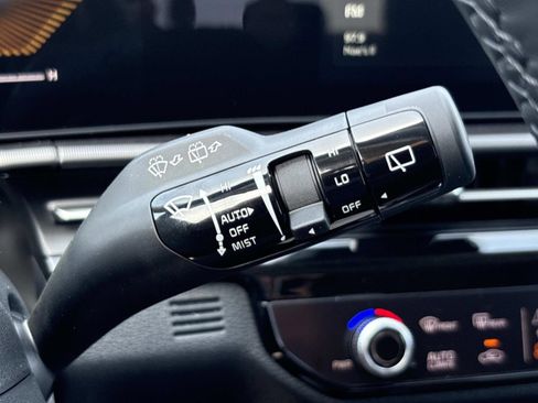 New 2026 Kia Sportage EX FWD image 27