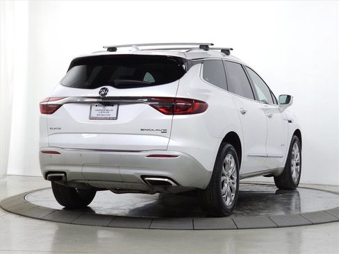 Used 2018 Buick Enclave Avenir image 9