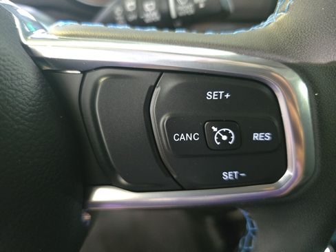 Used 2023 Jeep Wrangler Unlimited Rubicon 4xe AWD/4WD image 15