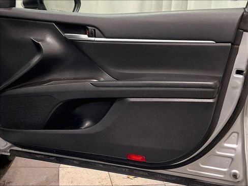 Certified 2023 Toyota Camry SE image 12