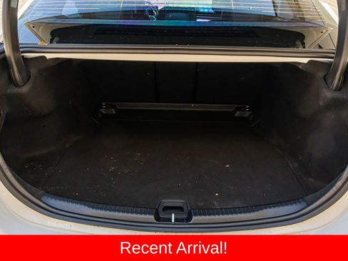 Used 2022 Mercedes-Benz C 300 4MATIC Sedan image 14