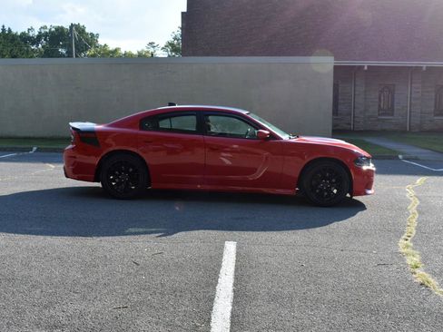 Used 2017 Dodge Charger R/T RWD image 8