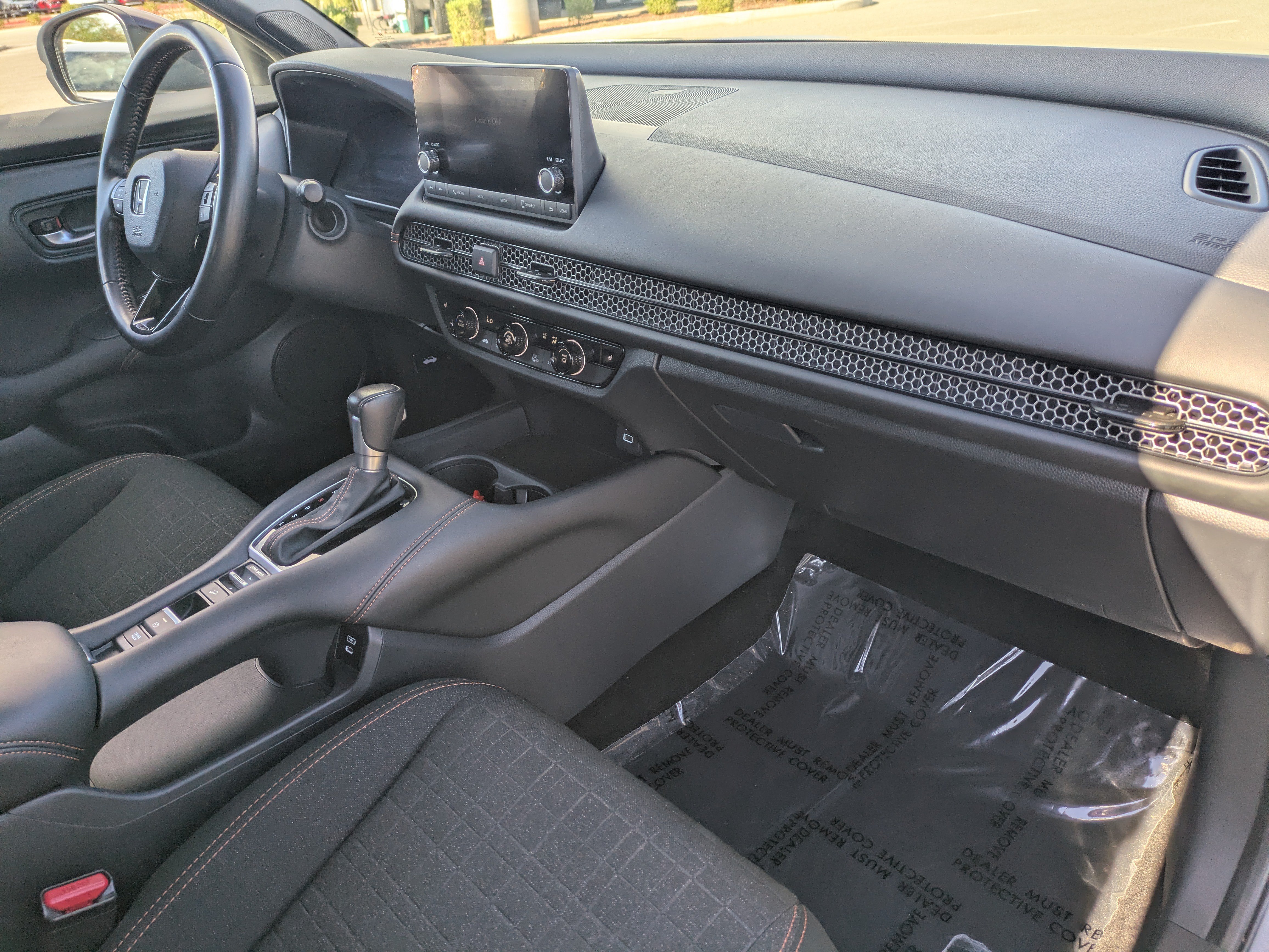 Used 2025 Honda HR-V Sport image 13